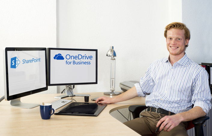 Businessman using SharePoint & OneDrive